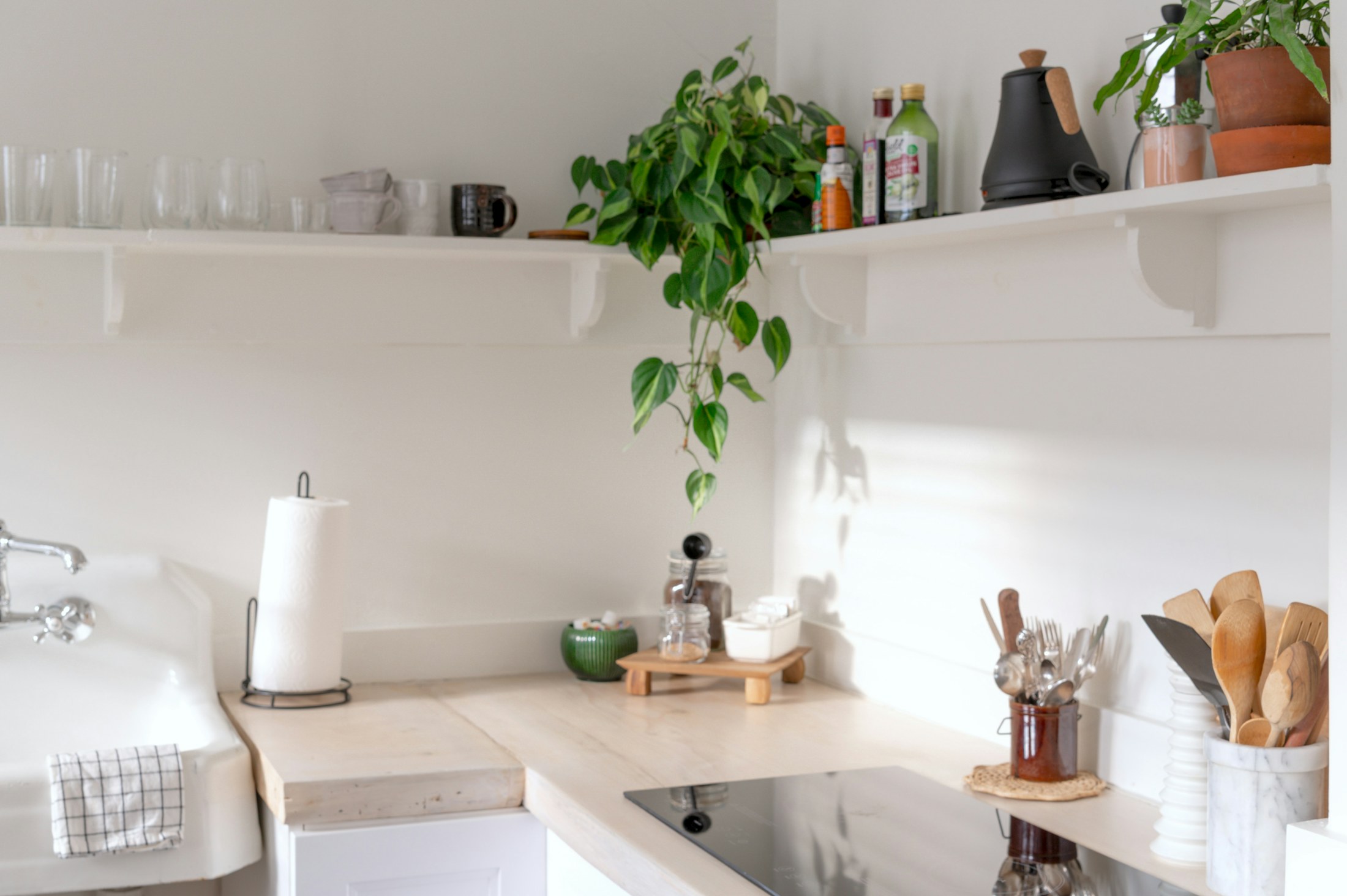 Cuisine claire et bien rangée entretenue à Strasbourg